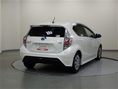 アクア G ブラックソフトレザー