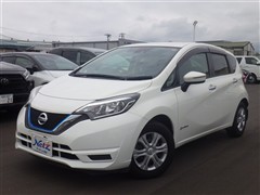 日産 ノート eパワー X