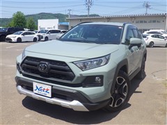 トヨタ RAV4 アドベンチャー 4WD
