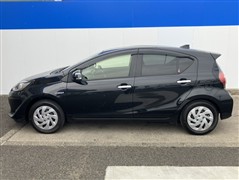 アクア S スタイルブラック