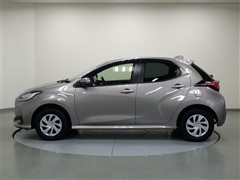ヤリス G