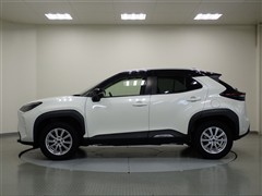 ヤリスクロス HV G