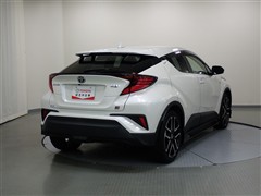 C-HR S GRスポーツ