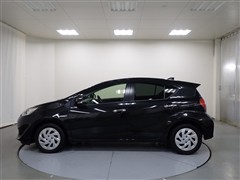 アクア S スタイルブラック