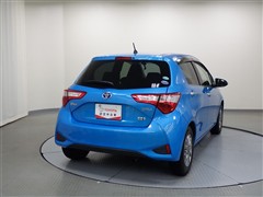 ヴィッツ ハイブリッド ジュエラ