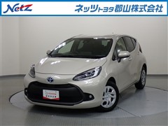 トヨタ　アクア X