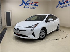 トヨタ プリウス S