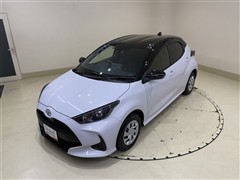 トヨタ ヤリス 1.0X