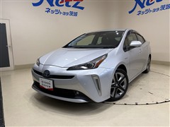 トヨタ プリウス S ツーリングセレクション