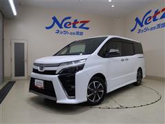 トヨタ　ヴォクシー ZS キラメキ3