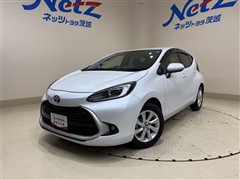 トヨタ　アクア Z