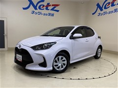 トヨタ　ヤリス 1.0G