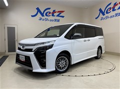 トヨタ ヴォクシーハイブリッド キラメキ3