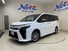 トヨタ ヴォクシーハイブリッド キラメキ3