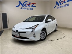 トヨタ プリウス S