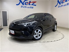 C-HR ハイブリッド S