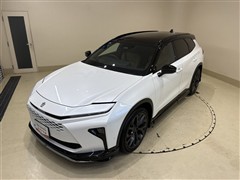 トヨタ　クラウン HV エステート Z 4WD