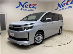 トヨタ　ヴォクシー ハイブリッド V