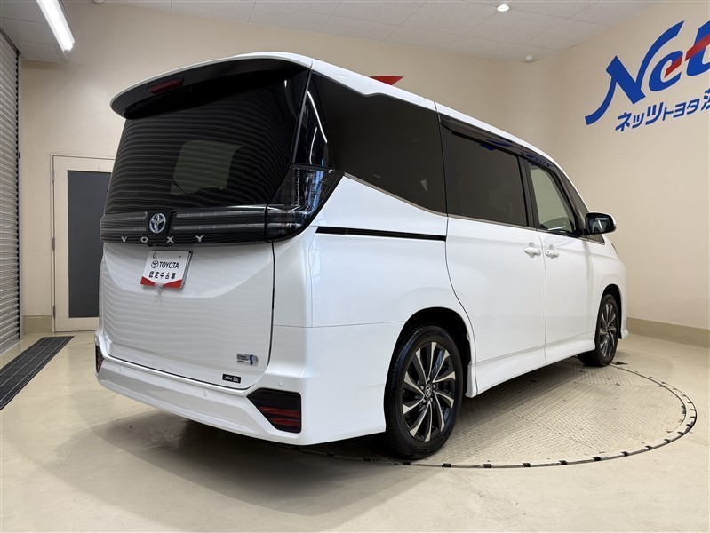 ヴォクシー ハイブリッド S-Z（431014151133）の中古車 | トヨタ認定