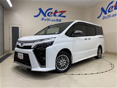 ヴォクシーハイブリッド キラメキ3