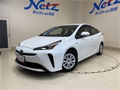 トヨタ プリウス S