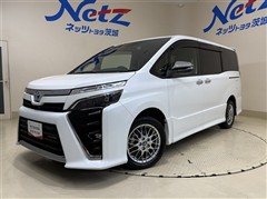 トヨタ ヴォクシーハイブリッド キラメキ3