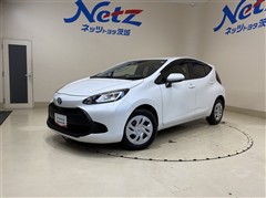 トヨタ アクア X