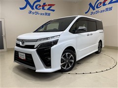 トヨタ　ヴォクシー ZS キラメキ2