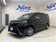 トヨタ ヴォクシーハイブリッド キラメキ3