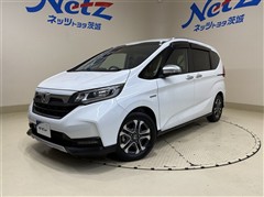 ホンダ フリードプラス HV クロスター