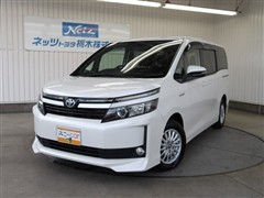 トヨタ　ヴォクシー HV V
