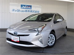 トヨタ プリウス S セーフティプラス