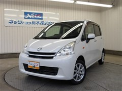 ダイハツ ムーヴ X