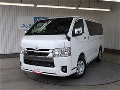 ハイエース S-GLダークプライムS