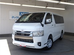 トヨタ ハイエース S-GLダークプライムS