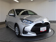 ヤリス ハイブリッド X