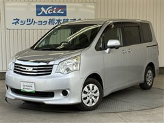 トヨタ ノア X