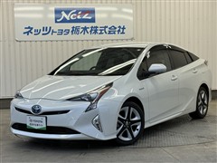 トヨタ プリウス A ツーリングセレクション