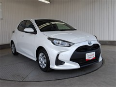 ヤリス ハイブリッド X