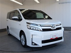 ヴォクシー HV V