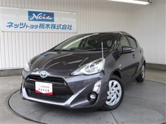 トヨタ アクア G
