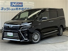 トヨタ　ヴォクシー ZS キラメキ