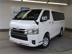 トヨタ ハイエース S-GLダークプライムS