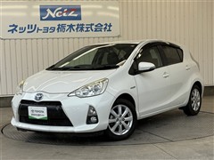 トヨタ アクア G ブラックソフトレザー