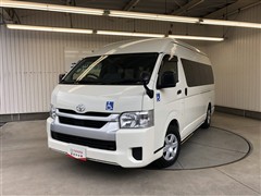 トヨタ ハイエースコミューター クルマイス D