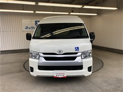 ハイエースコミューター クルマイス D
