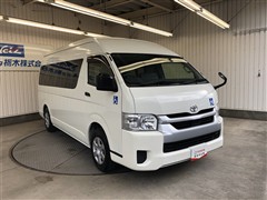 ハイエースコミューター クルマイス D