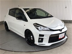 ヴィッツ GRスポーツ GR