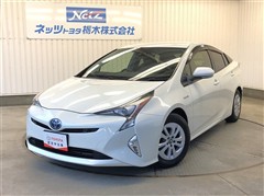 トヨタ プリウス S セーフティプラス