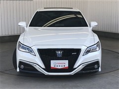 クラウン HV RS アドバンス